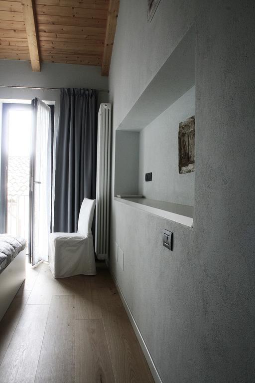 Al Centro Del Borgo Apartment Guarene Exterior photo