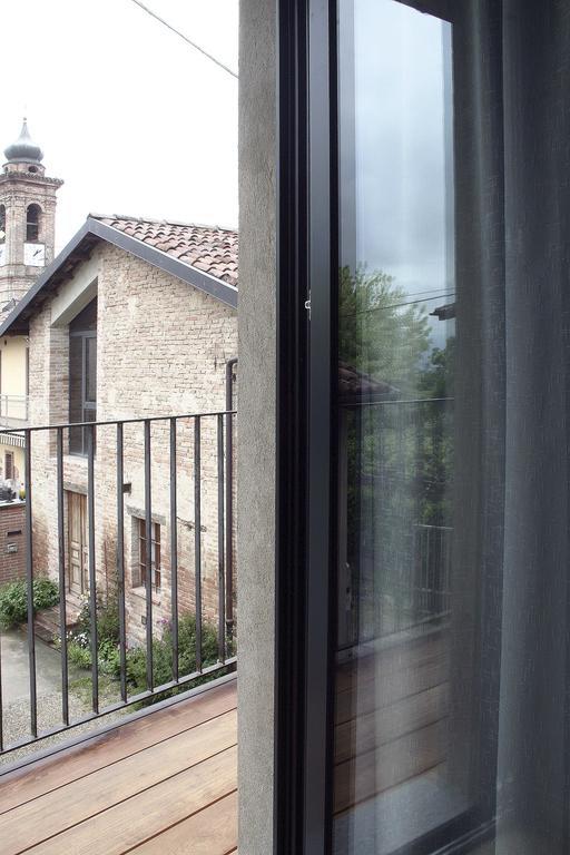 Al Centro Del Borgo Apartment Guarene Exterior photo